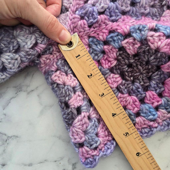 Handmade Pastel Crochet Granny Square Knit Shorts Medium Festival Grannycore - Picture 7 of 8